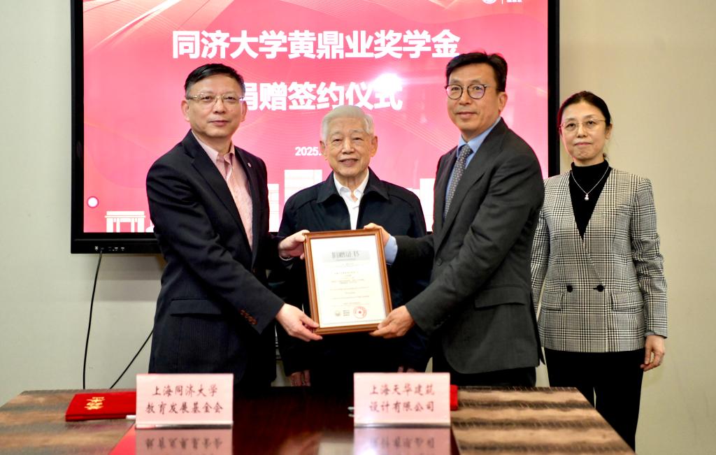 1743383218710003592.jpg 黄2.jpg